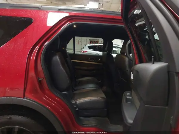 1FM5K8D81JGA50313 2018 FORD EXPLORER - Image 8
