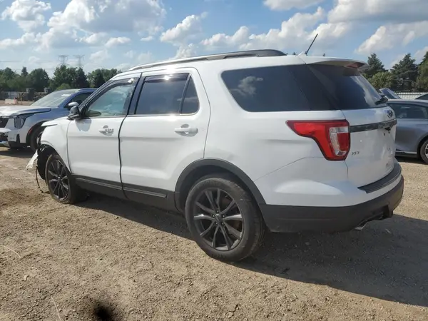 1FM5K8D81JGA62185 2018 FORD EXPLORER - Image 2