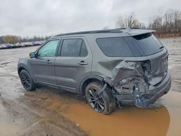 1FM5K8D81JGA65295 2018 FORD EXPLORER - Image 2