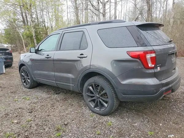 1FM5K8D81JGA74076 2018 FORD EXPLORER - Image 2