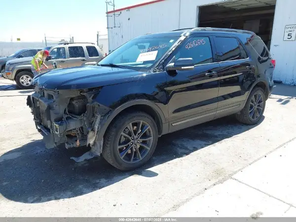 1FM5K8D81JGB14088 2018 FORD EXPLORER - Image 2