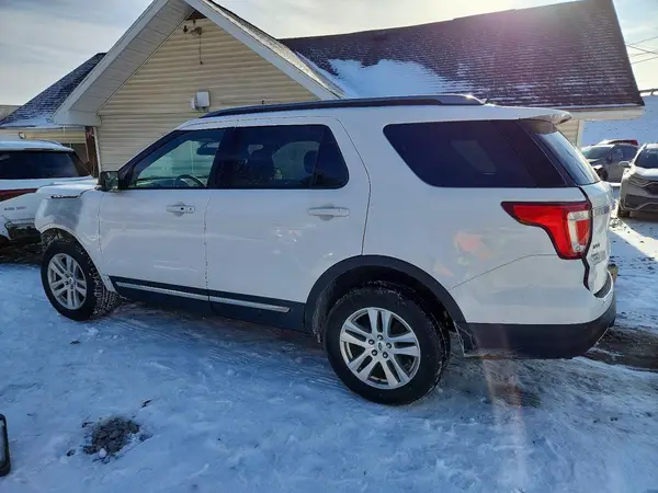 1FM5K8D81JGB18819 2018 FORD EXPLORER - Image 2