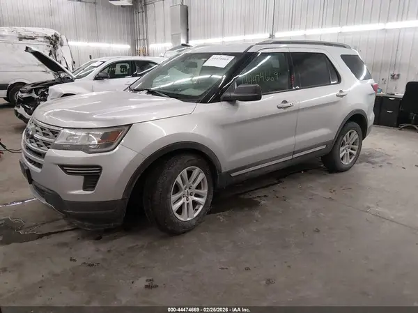 1FM5K8D81JGB55658 2018 FORD EXPLORER - Image 2