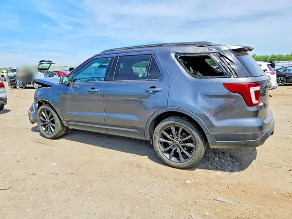 1FM5K8D81JGB85517 2018 FORD EXPLORER - Image 2