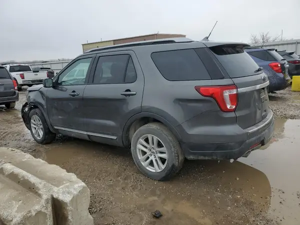 1FM5K8D81JGB91026 2018 FORD EXPLORER - Image 2