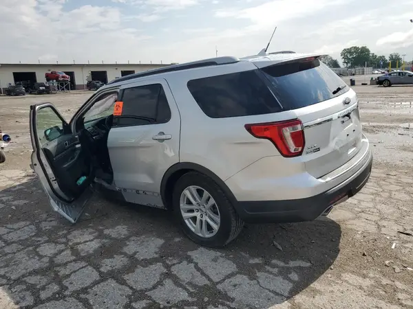 1FM5K8D81JGC15101 2018 FORD EXPLORER - Image 2