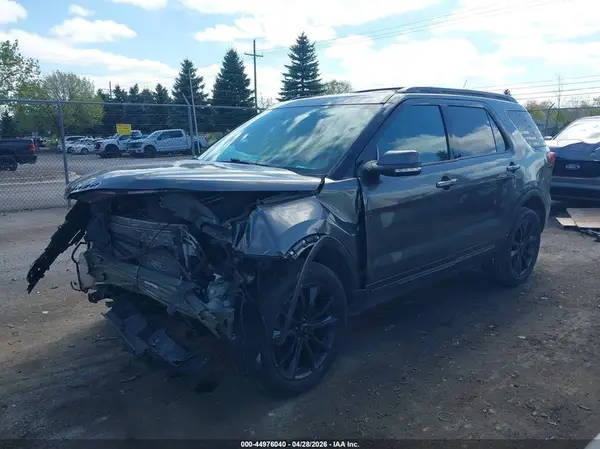 1FM5K8D81JGC25501 2018 FORD EXPLORER - Image 2