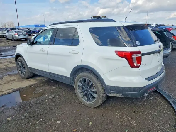 1FM5K8D81JGC68140 2018 FORD EXPLORER - Image 2
