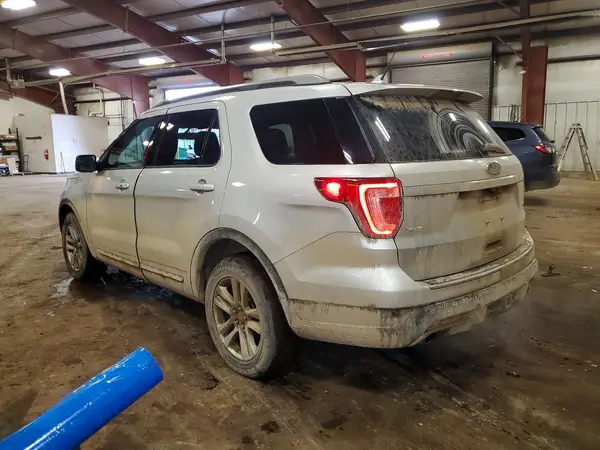 1FM5K8D81JGC84208 2018 FORD EXPLORER - Image 2