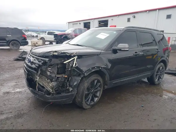 1FM5K8D81KGA77576 2019 FORD EXPLORER - Image 2