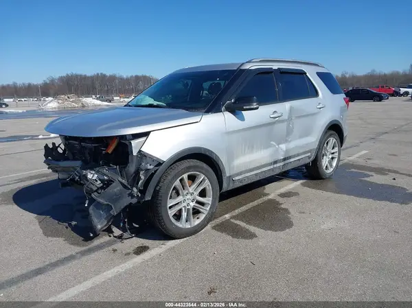 1FM5K8D82GGA02229 2016 FORD EXPLORER - Image 2