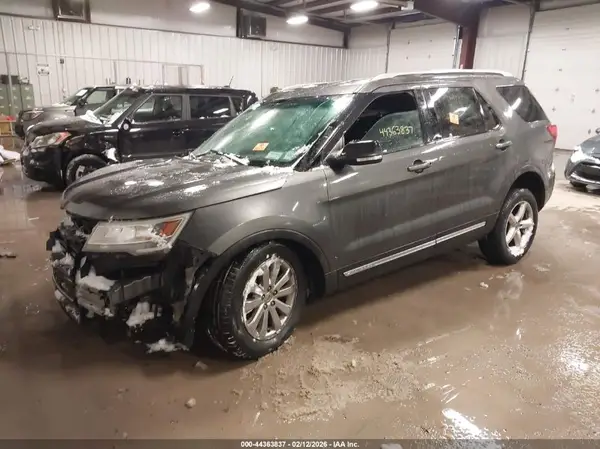 1FM5K8D82GGA16762 2016 FORD EXPLORER - Image 2