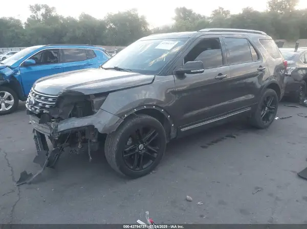 1FM5K8D82GGA17958 2016 FORD EXPLORER - Image 2