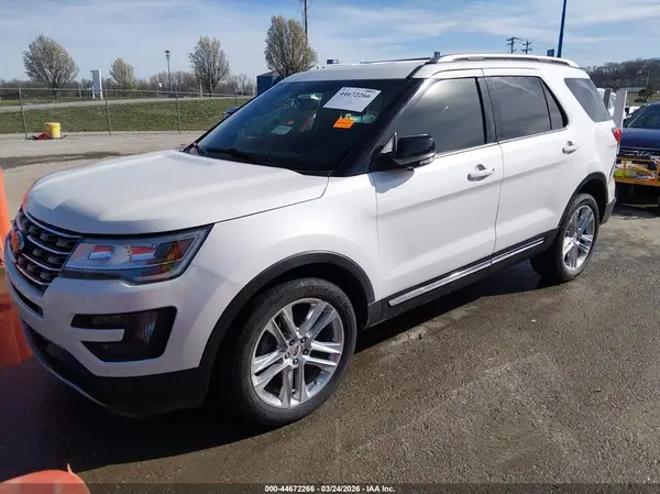 1FM5K8D82GGA31164 2016 FORD EXPLORER - Image 2