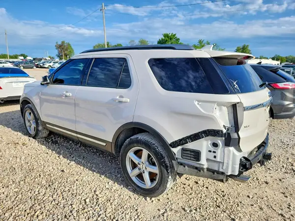 1FM5K8D82GGA51625 2016 FORD EXPLORER - Image 2