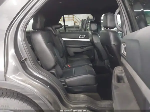 1FM5K8D82GGA56422 2016 FORD EXPLORER - Image 8