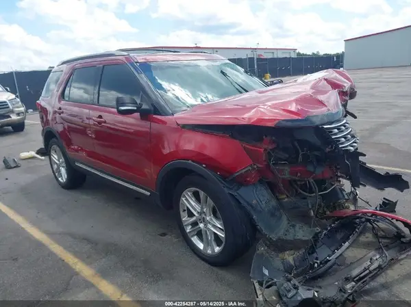 1FM5K8D82GGB01729 2016 FORD EXPLORER - Image 1