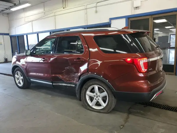 1FM5K8D82GGB19244 2016 FORD EXPLORER - Image 2