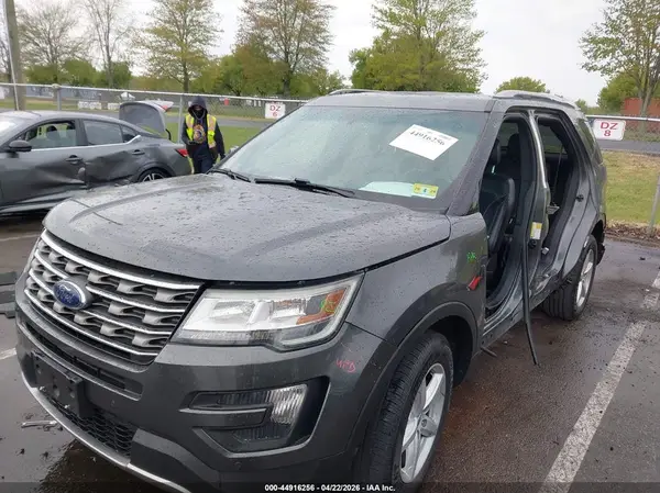 1FM5K8D82GGB19969 2016 FORD EXPLORER - Image 2