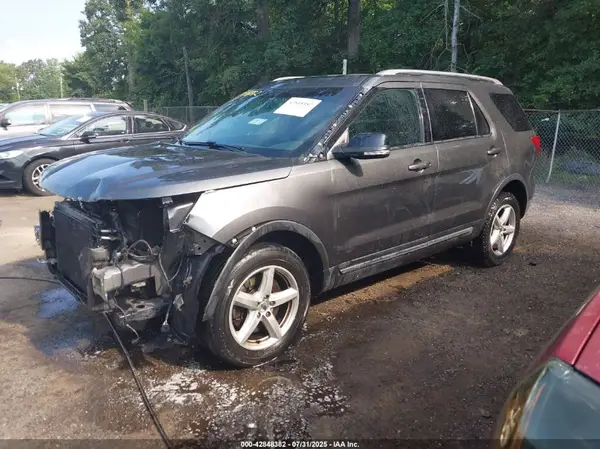 1FM5K8D82GGB32303 2016 FORD EXPLORER - Image 2