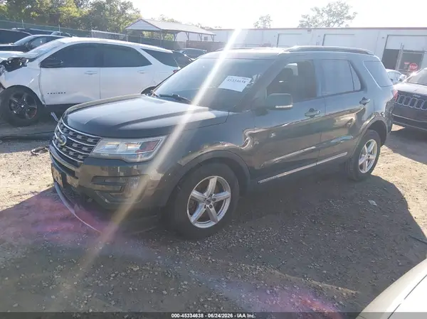 1FM5K8D82GGB37033 2016 FORD EXPLORER - Image 2