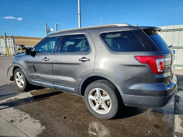 1FM5K8D82GGB63289 2016 FORD EXPLORER - Image 2