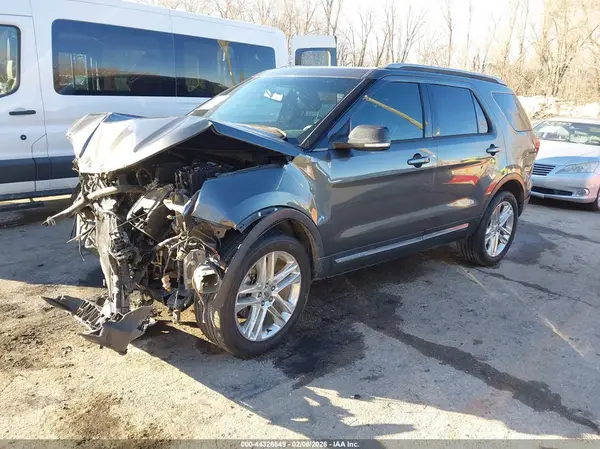 1FM5K8D82GGB64670 2016 FORD EXPLORER - Image 2