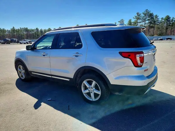 1FM5K8D82GGC10157 2016 FORD EXPLORER - Image 2