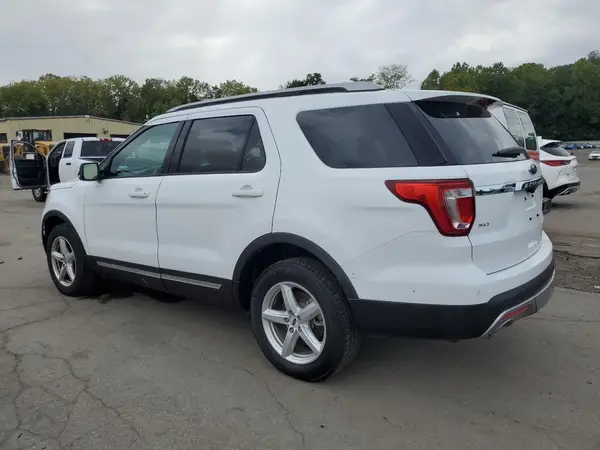 1FM5K8D82GGC10322 2016 FORD EXPLORER - Image 2