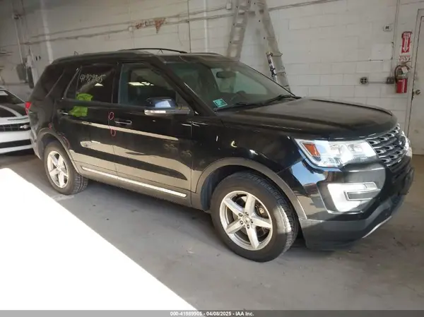 1FM5K8D82GGC12622 2016 FORD EXPLORER - Image 1