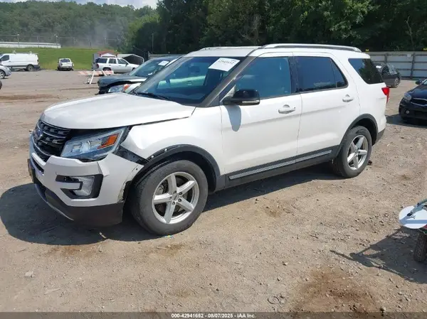 1FM5K8D82GGC64185 2016 FORD EXPLORER - Image 2