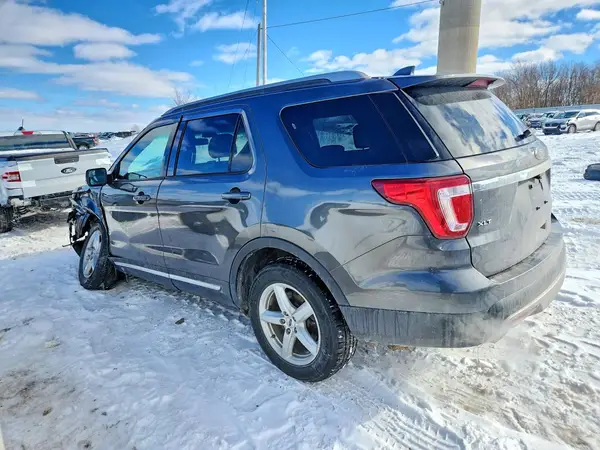 1FM5K8D82GGC70858 2016 FORD EXPLORER - Image 2