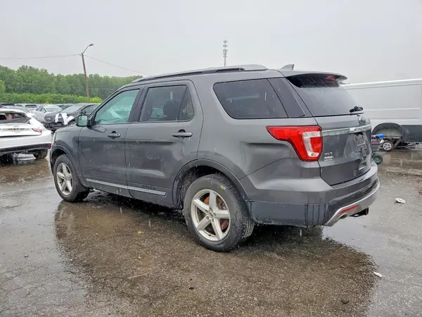 1FM5K8D82HGA02605 2017 FORD EXPLORER - Image 2
