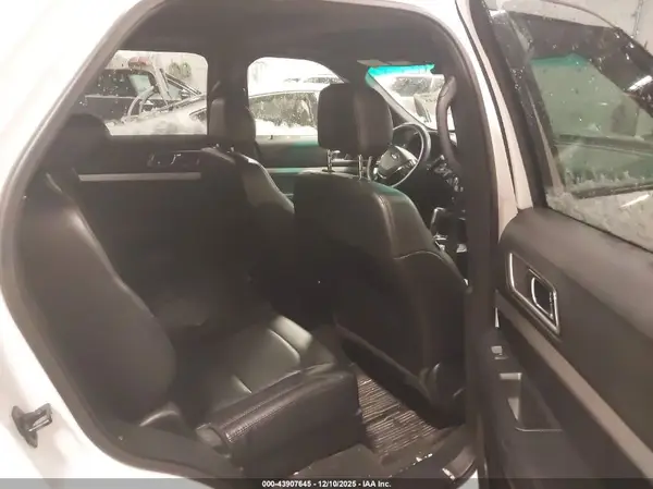 1FM5K8D82HGA05312 2017 FORD EXPLORER - Image 8