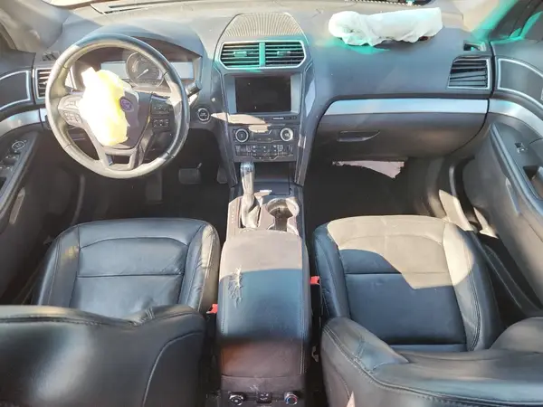 1FM5K8D82HGA21090 2017 FORD EXPLORER - Image 8