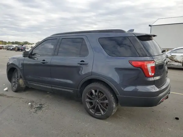 1FM5K8D82HGA33773 2017 FORD EXPLORER - Image 2