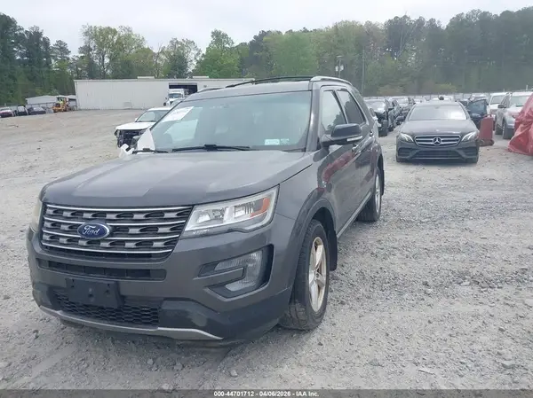 1FM5K8D82HGA62612 2017 FORD EXPLORER - Image 2