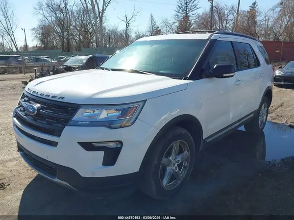 1FM5K8D82HGA72797 2017 FORD EXPLORER - Image 2