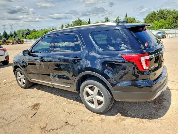 1FM5K8D82HGA85534 2017 FORD EXPLORER - Image 2