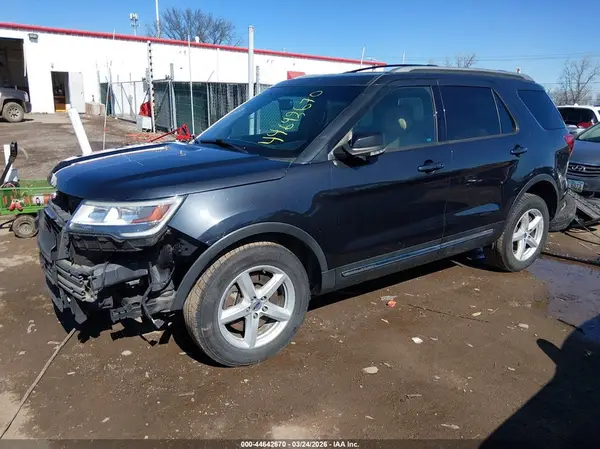 1FM5K8D82HGB05152 2017 FORD EXPLORER - Image 2
