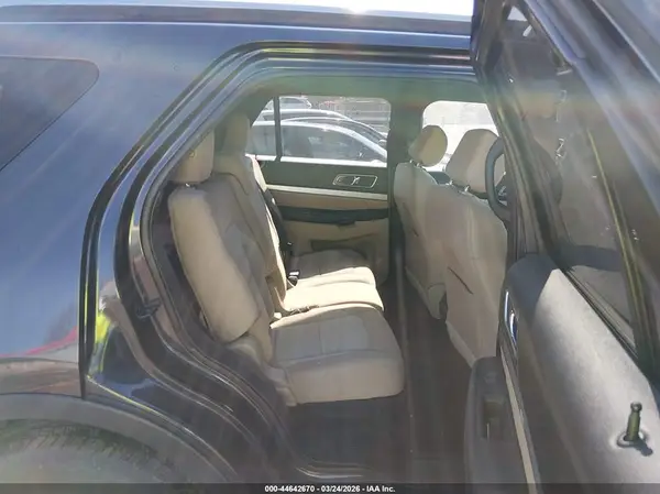 1FM5K8D82HGB05152 2017 FORD EXPLORER - Image 8