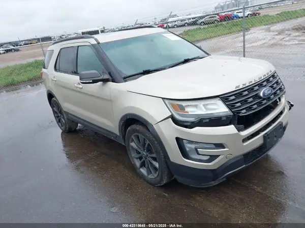 1FM5K8D82HGB13073 2017 FORD EXPLORER - Image 1
