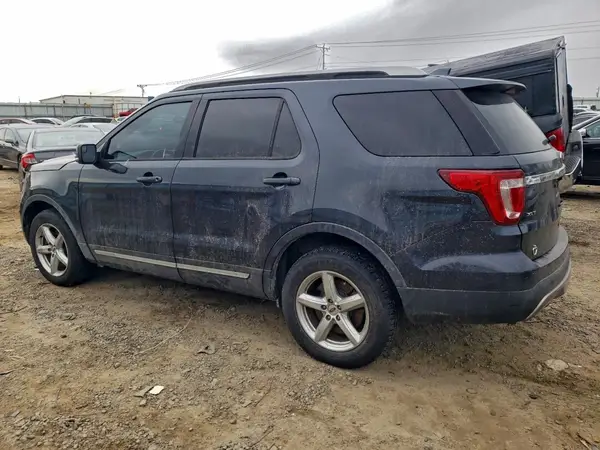 1FM5K8D82HGB13526 2017 FORD EXPLORER - Image 2
