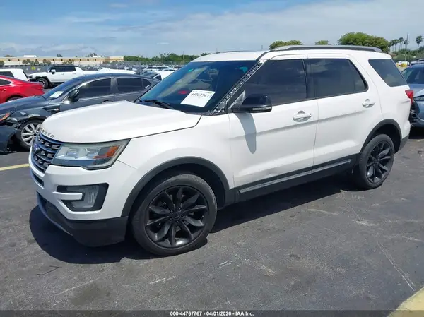 1FM5K8D82HGB42637 2017 FORD EXPLORER - Image 2