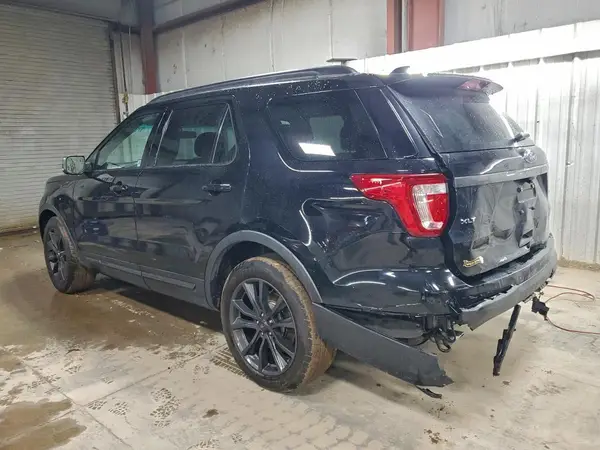 1FM5K8D82HGB44307 2017 FORD EXPLORER - Image 2