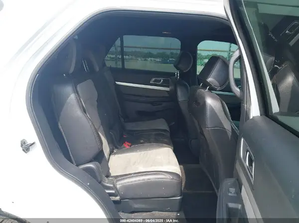 1FM5K8D82HGB60829 2017 FORD EXPLORER - Image 8
