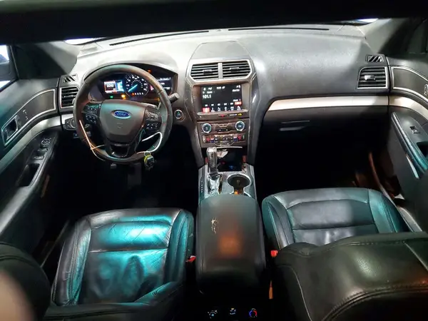 1FM5K8D82HGB60877 2017 FORD EXPLORER - Image 8