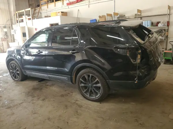 1FM5K8D82HGB73323 2017 FORD EXPLORER - Image 2