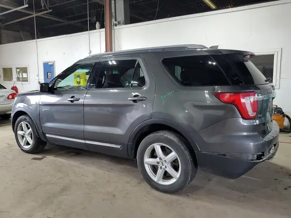 1FM5K8D82HGB79381 2017 FORD EXPLORER - Image 2
