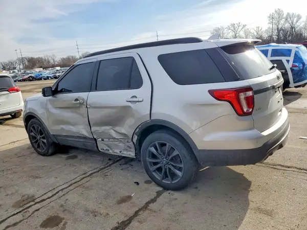 1FM5K8D82HGB89053 2017 FORD EXPLORER - Image 2